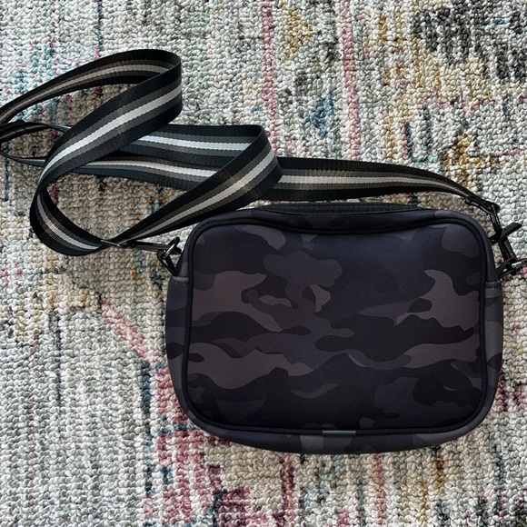 Haute Shore Crossbody - Picture 2 of 3